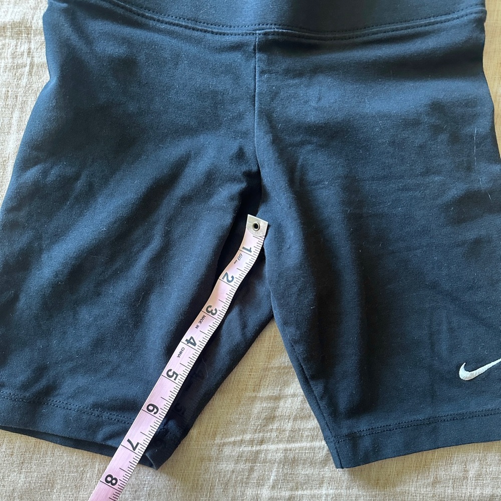 Nike Bike Shorts - Picture 5 of 5